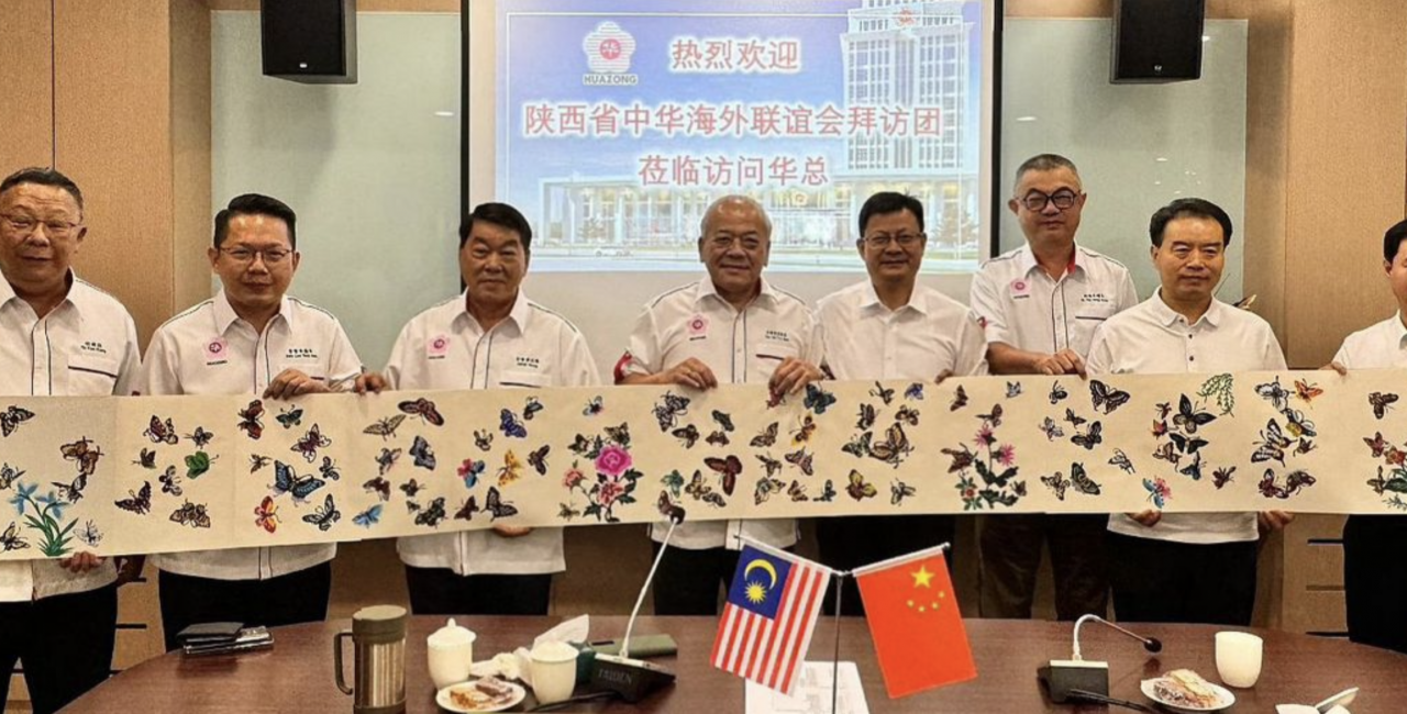 习近平应元首邀请明年访马 吴添泉：马中人民热切期待